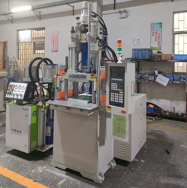 立式液態(tài)硅膠機 立式液態(tài)硅膠機